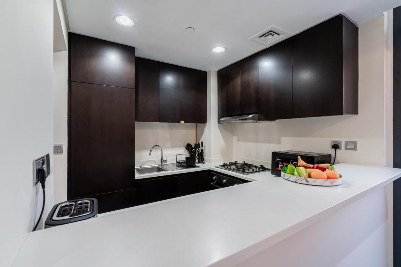 Citihome - 1Br At Merano Tower By Damac Dubai Exteriör bild
